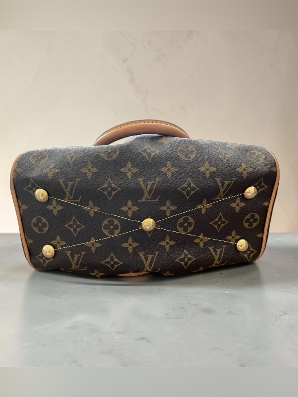 2009 Louis Vuitton Discontinued Tivoli PM Monogram Canvas Handbag - Picture 3 of 13